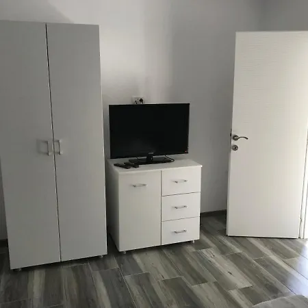 Appartement R I A N A 5